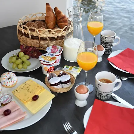 Floating Vacationhome Sylt Vakantiehuis Maastricht